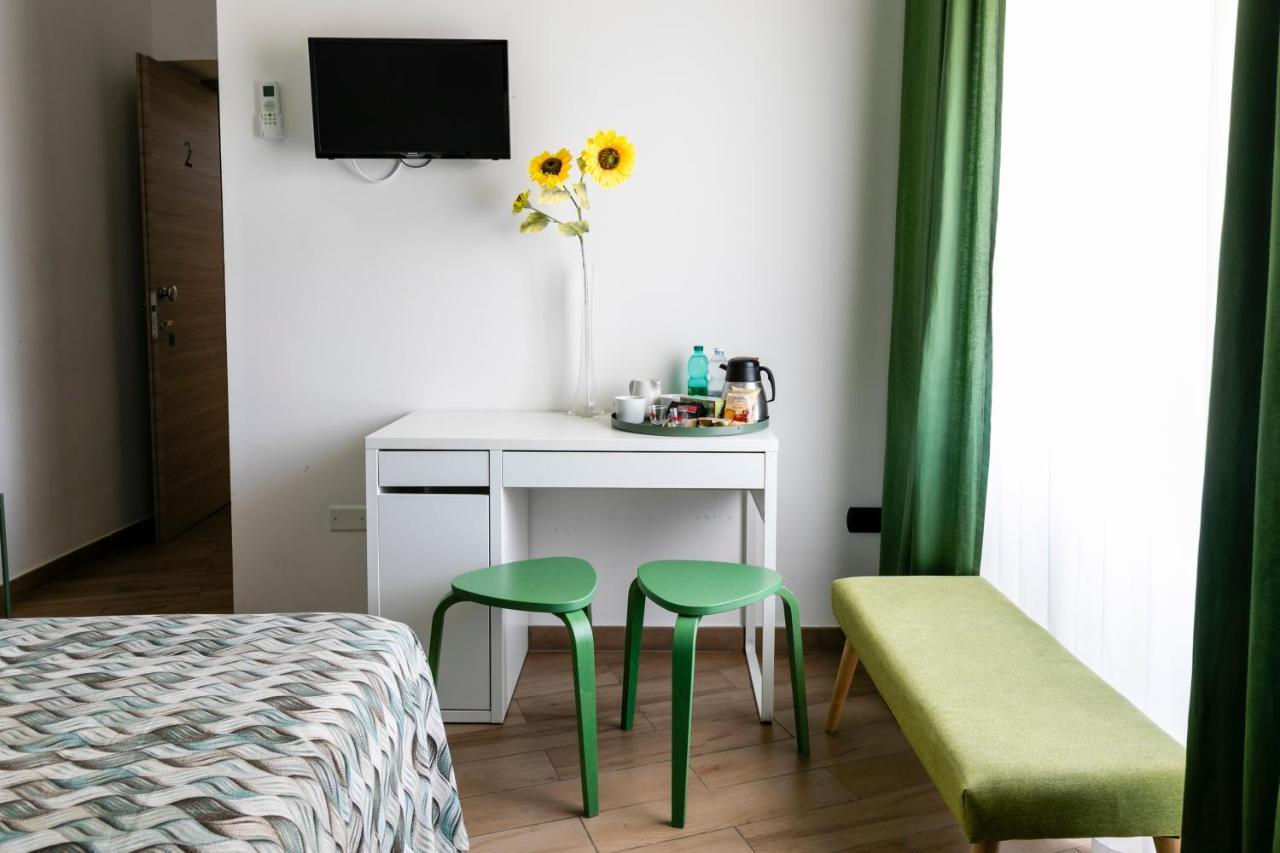 Spira Mirabilis Napoli Hotel ภายนอก รูปภาพ
