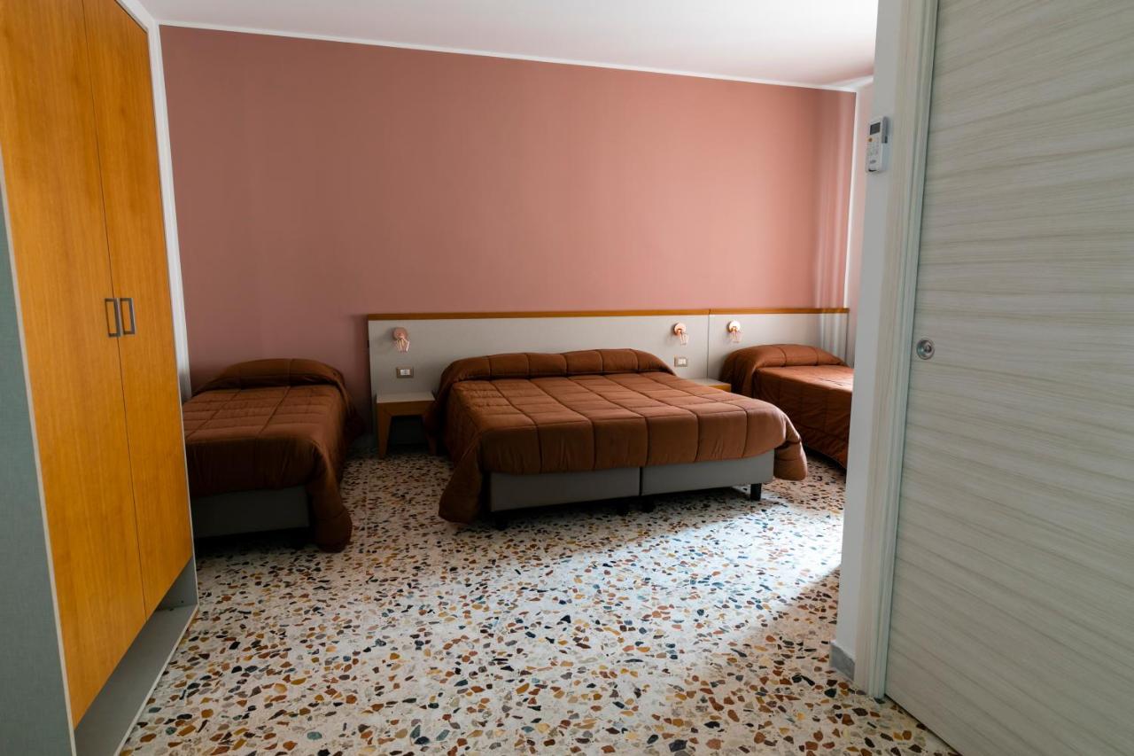 Spira Mirabilis Napoli Hotel ภายนอก รูปภาพ