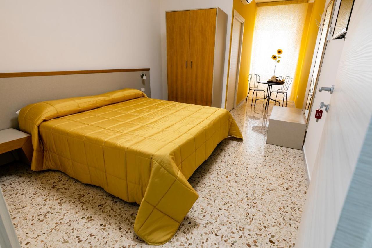Spira Mirabilis Napoli Hotel ภายนอก รูปภาพ