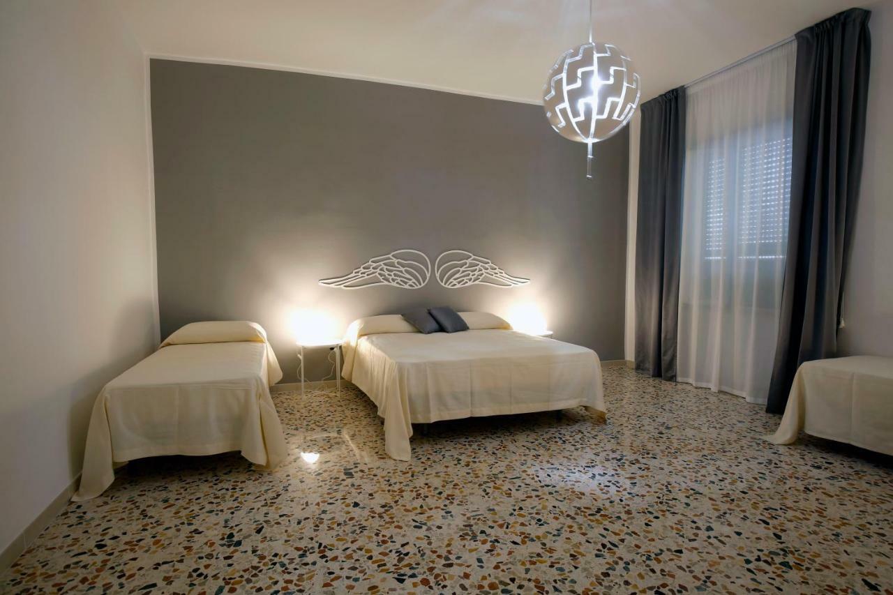 Spira Mirabilis Napoli Hotel ภายนอก รูปภาพ
